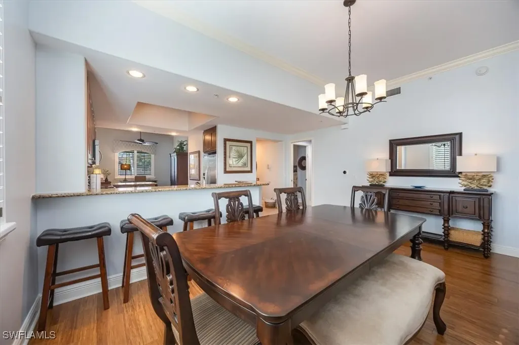 985 Sandpiper Street Naples FL 34102