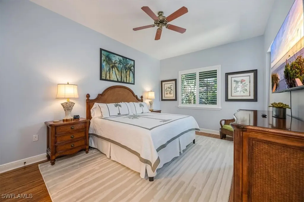 985 Sandpiper Street Naples FL 34102