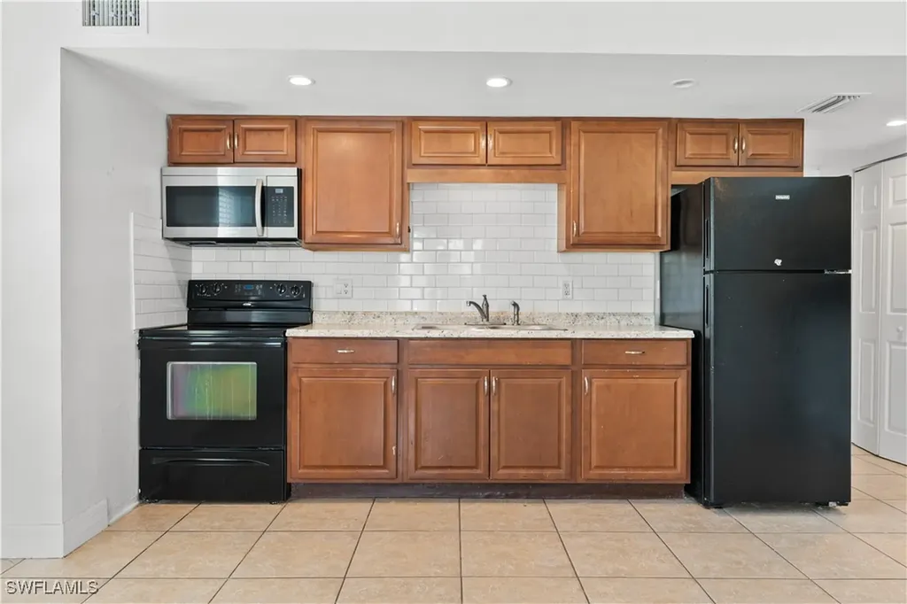 5632 10th Avenue Fort Myers FL 33907