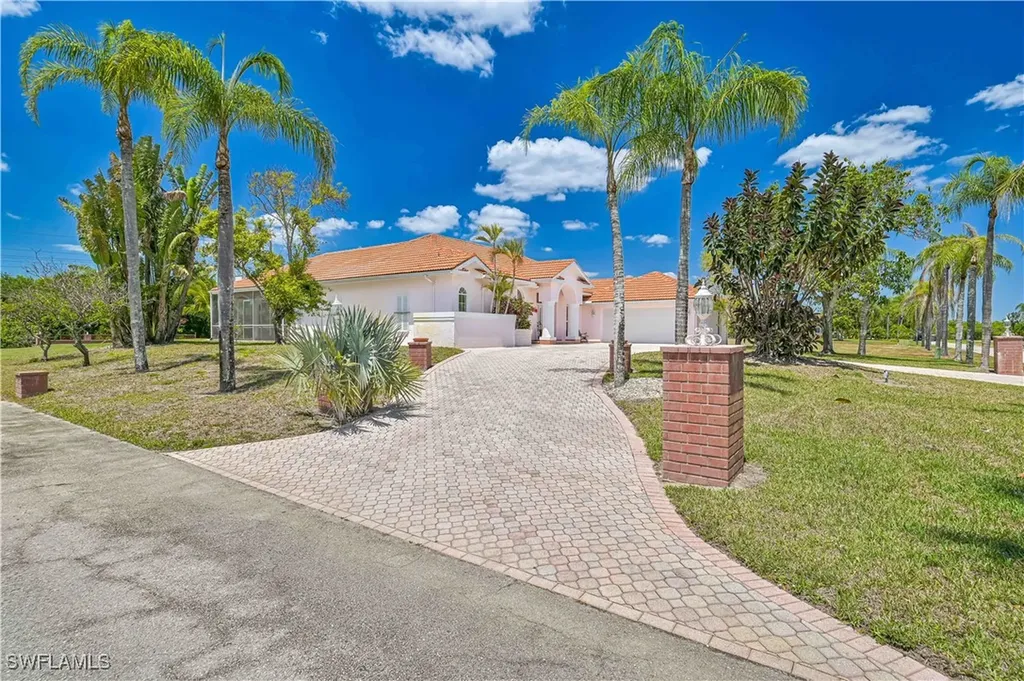 12280 Soria Lane Bonita Springs FL 34135