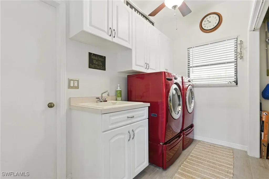 2007 Viscaya Parkway Cape Coral FL 33990