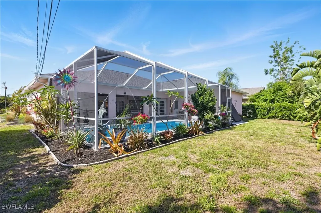 2007 Viscaya Parkway Cape Coral FL 33990