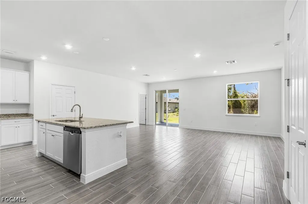 3706 NW 46th Terrace Cape Coral FL 33993