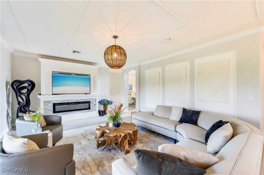 19128 Elston Way Estero FL 33928