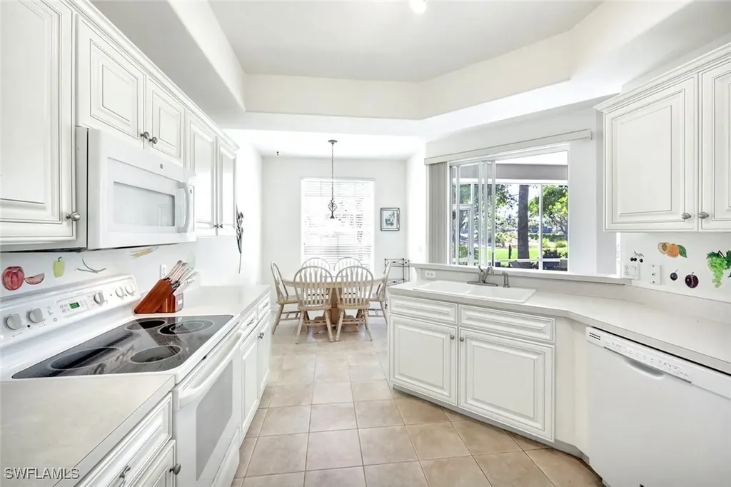 2190 Arielle Drive Naples FL 34109