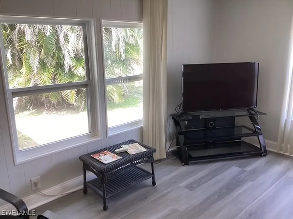 10 Le Mans Drive Naples FL 34112