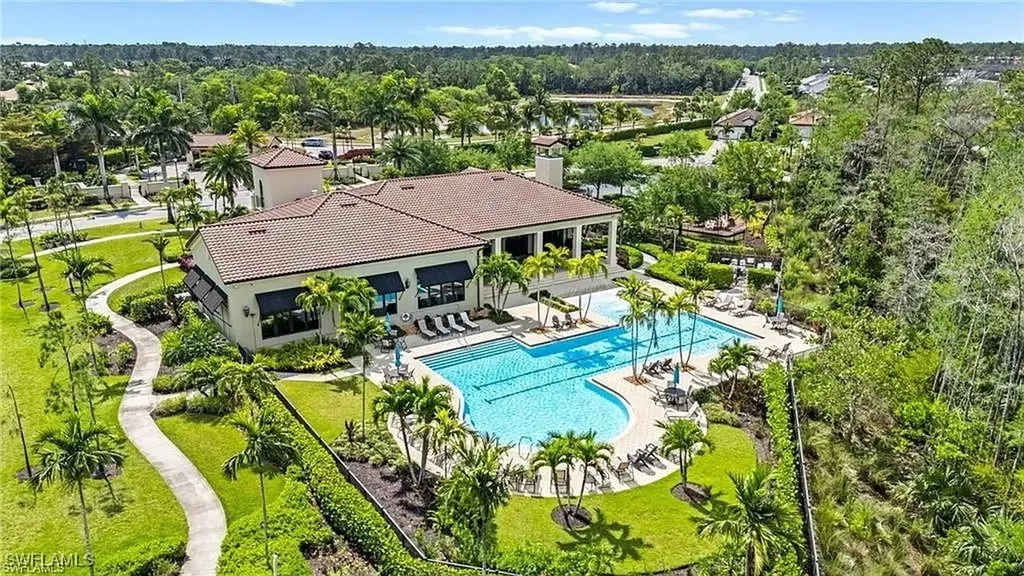 4339 Raffia Palm Circle Naples FL 34119