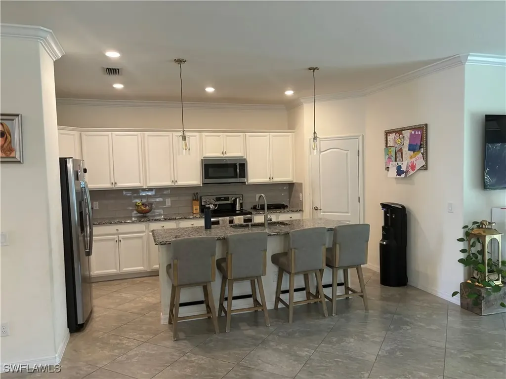 4339 Raffia Palm Circle Naples FL 34119