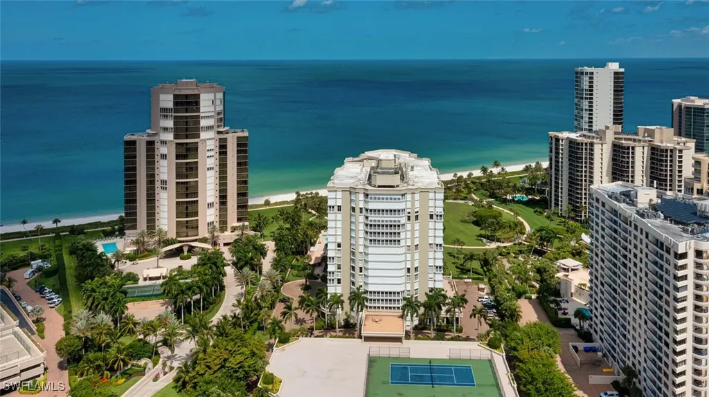 Naples FL, 4401 Gulf Shore Boulevard N, Unit PH3