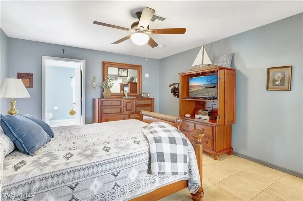731 SW 6th Street Cape Coral FL 33991