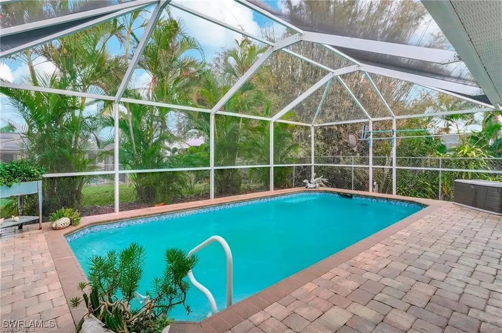 731 SW 6th Street Cape Coral FL 33991