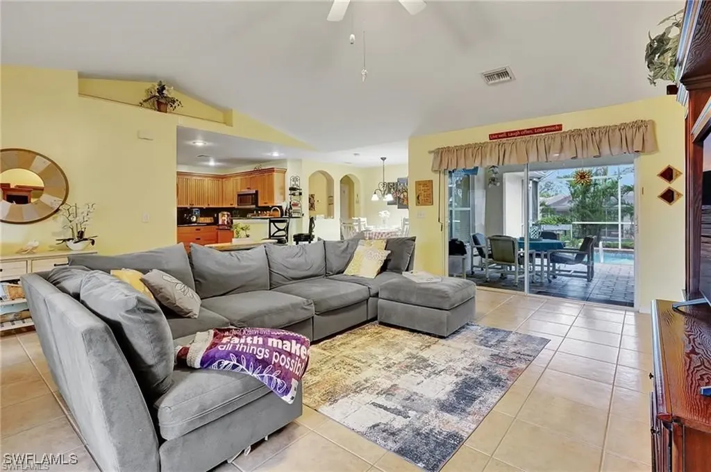 731 SW 6th Street Cape Coral FL 33991