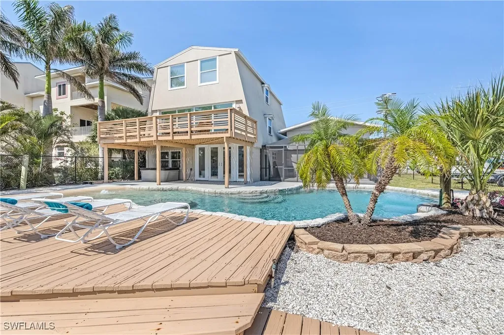 ST. James City FL, 3128 Stringfellow Road