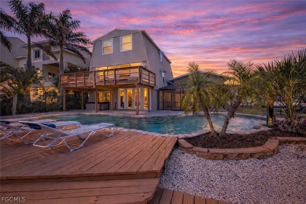 ST. James City FL, 3128 Stringfellow Road