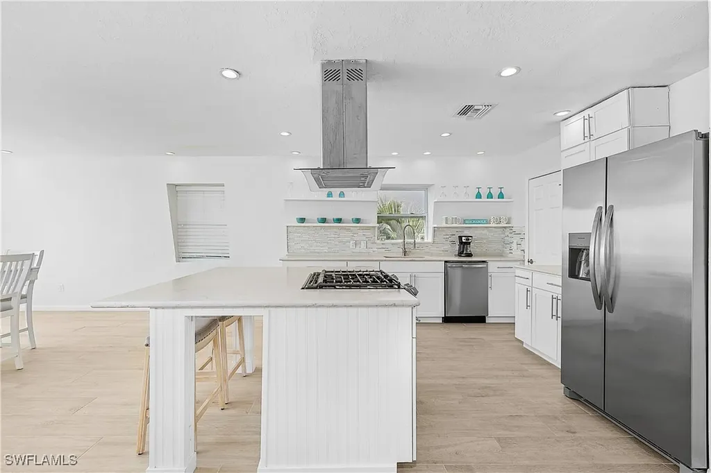 3128 Stringfellow Road St. James City FL 33956