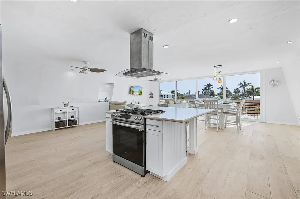 3128 Stringfellow Road St. James City FL 33956