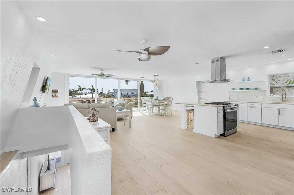 3128 Stringfellow Road St. James City FL 33956