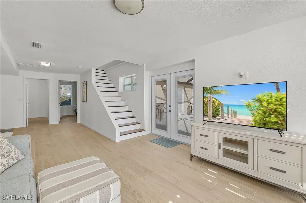 3128 Stringfellow Road St. James City FL 33956