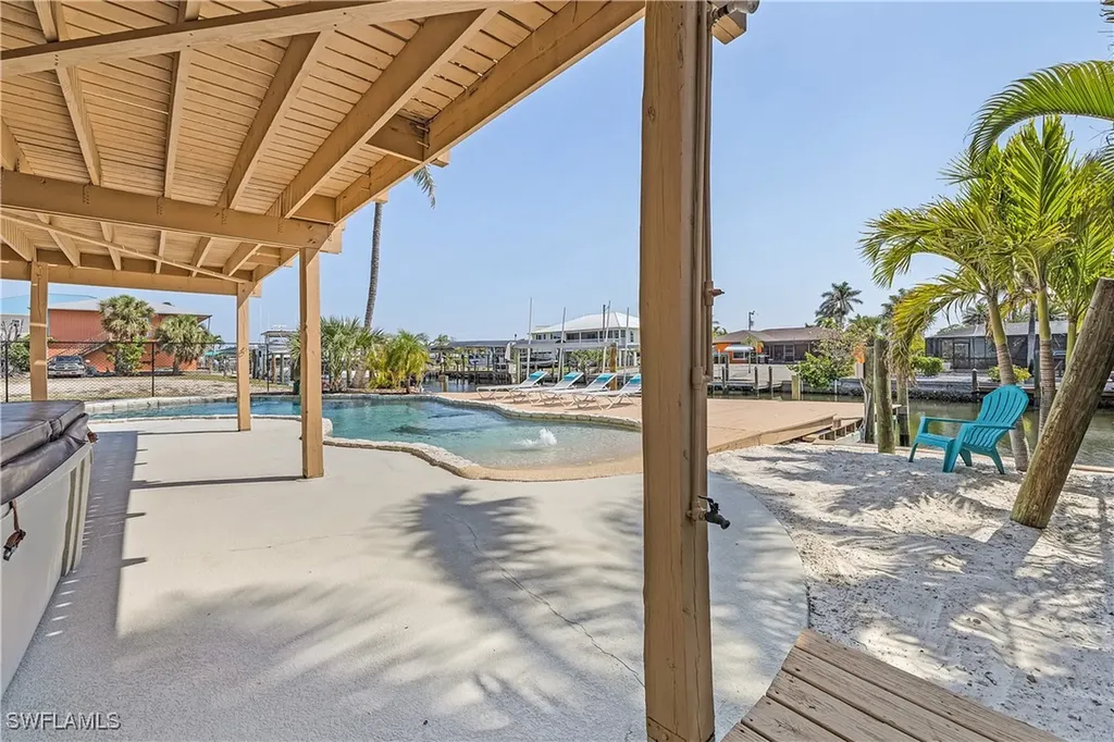 3128 Stringfellow Road St. James City FL 33956