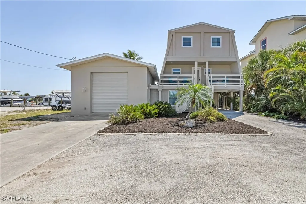 3128 Stringfellow Road St. James City FL 33956