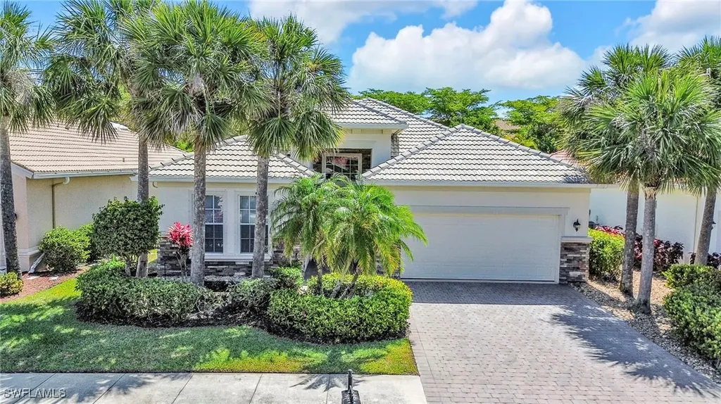 15864 Delaplata Lane Naples FL 34110