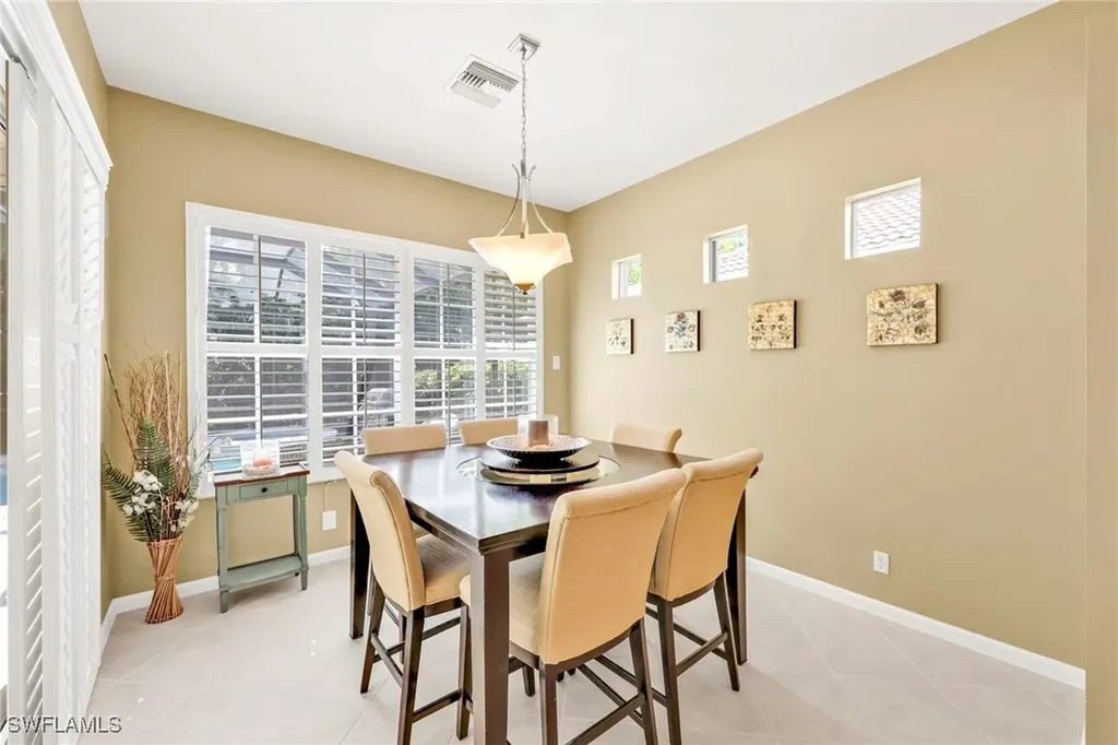 15864 Delaplata Lane Naples FL 34110