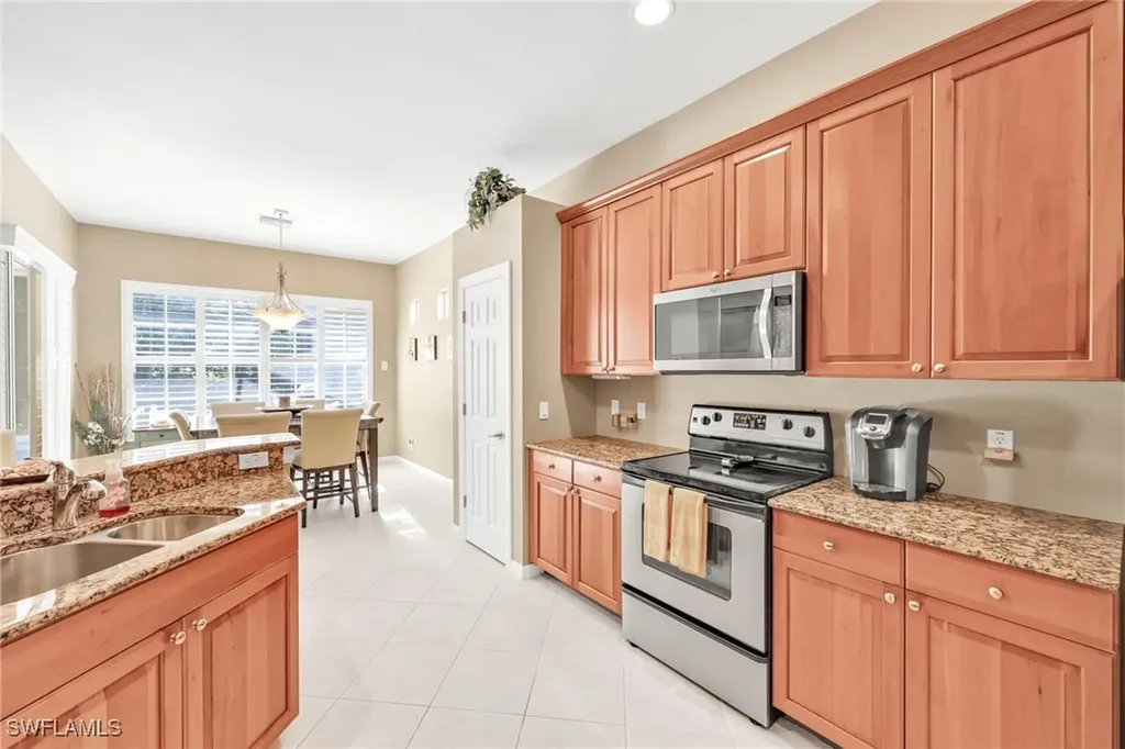 15864 Delaplata Lane Naples FL 34110