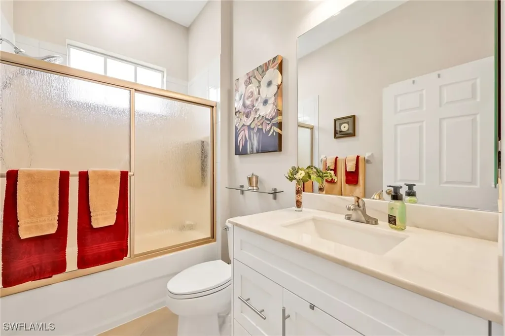 15864 Delaplata Lane Naples FL 34110