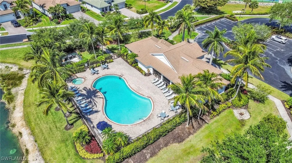 15864 Delaplata Lane Naples FL 34110