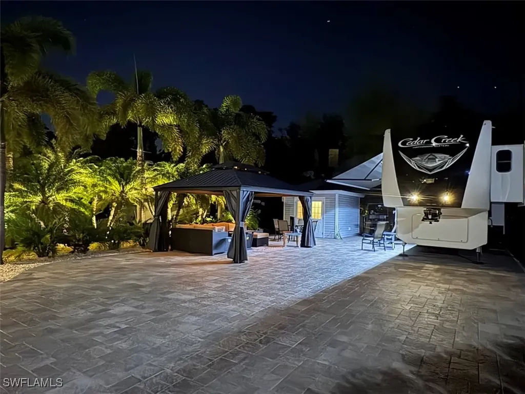 5600 Cypress Woods Resort Drive Fort Myers FL 33905