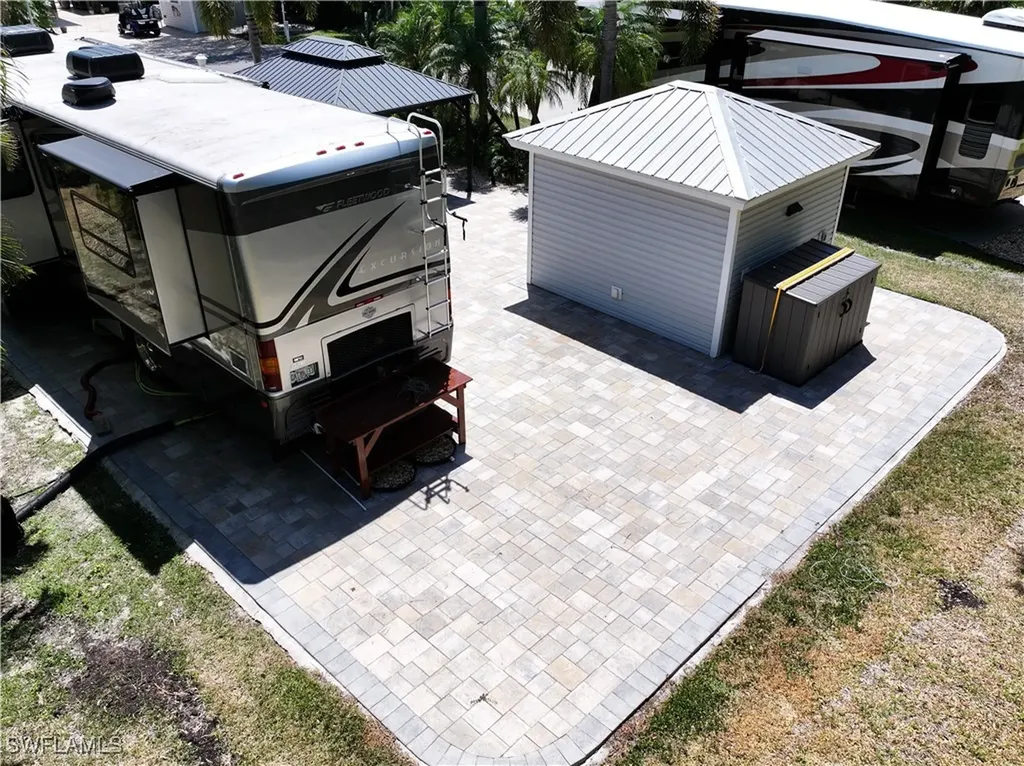 5600 Cypress Woods Resort Drive Fort Myers FL 33905