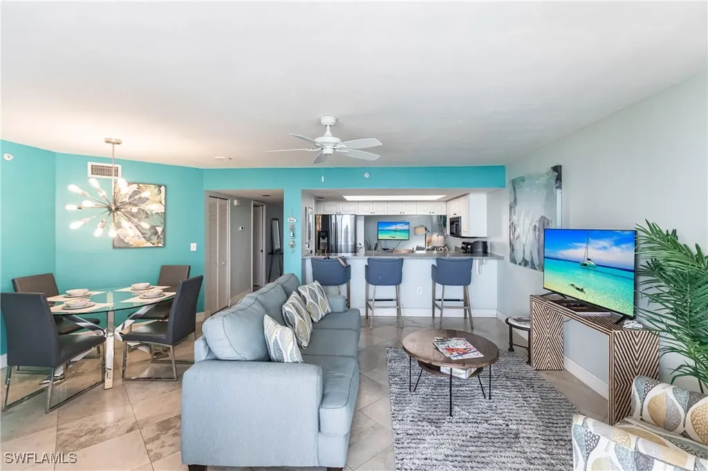 40 Seagate Drive Naples FL 34103