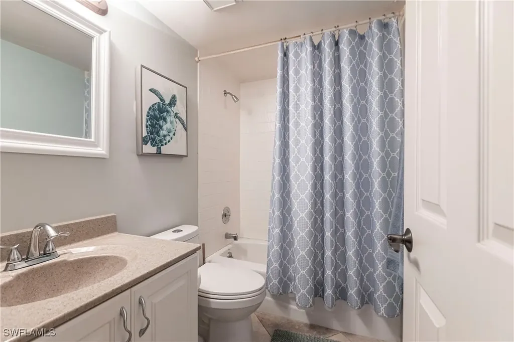 40 Seagate Drive Naples FL 34103