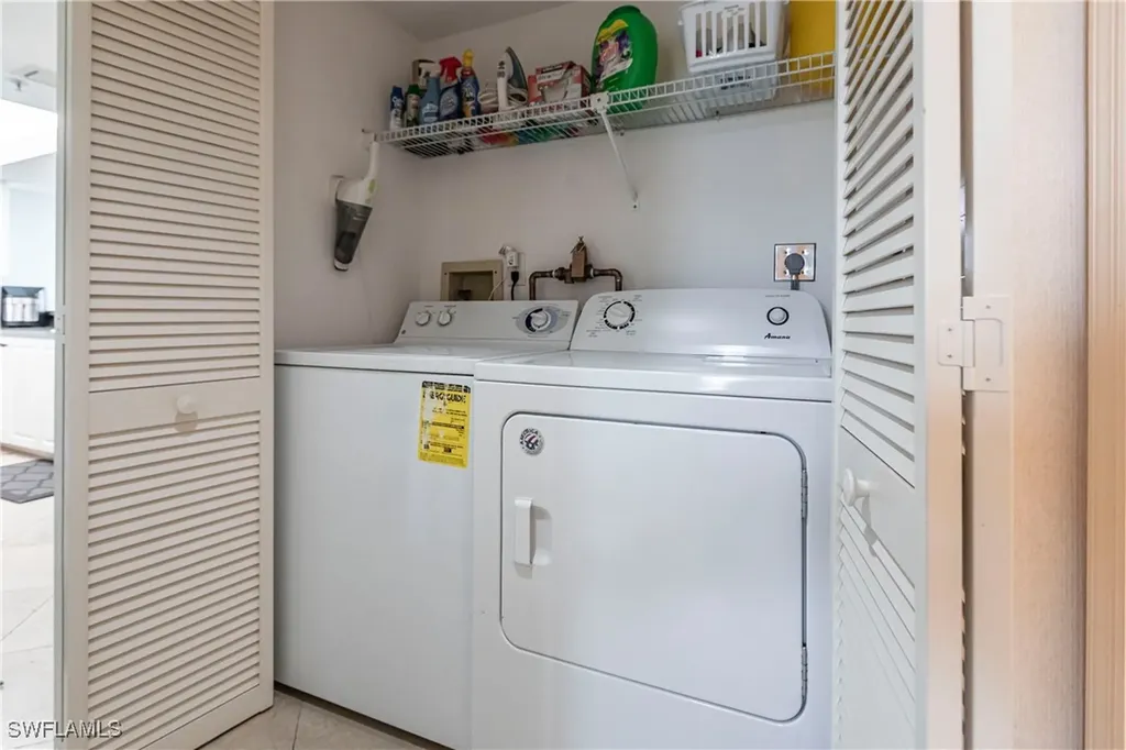 40 Seagate Drive Naples FL 34103