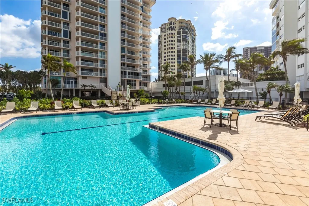 40 Seagate Drive Naples FL 34103