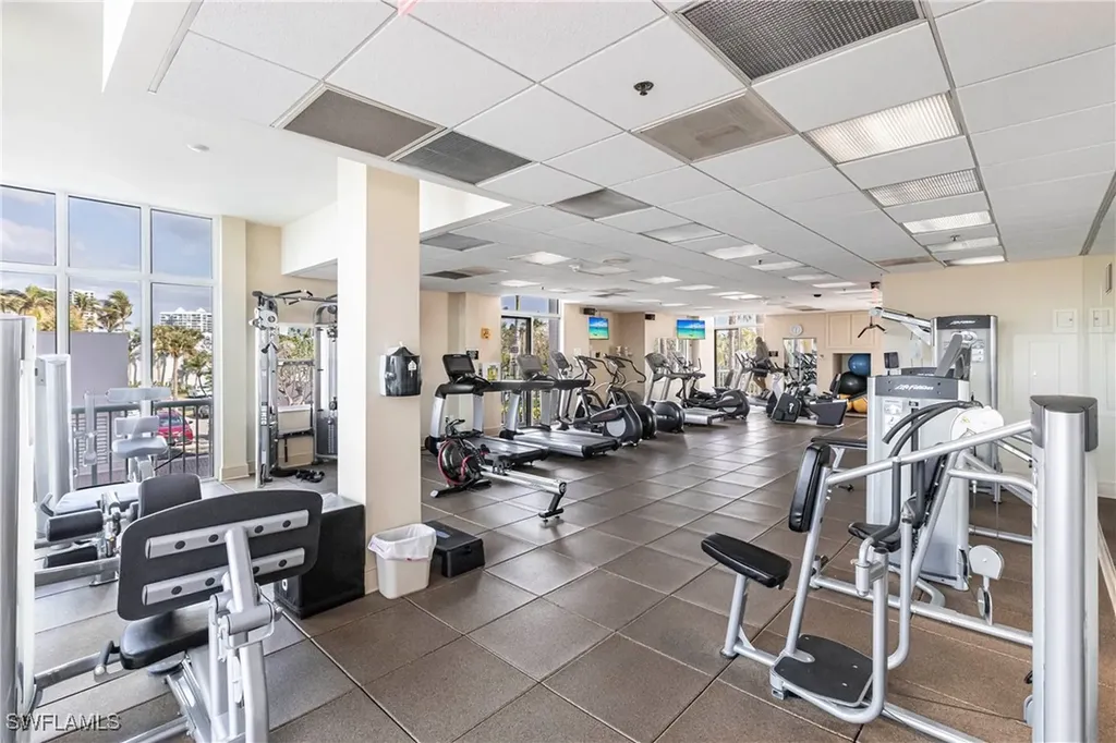 40 Seagate Drive Naples FL 34103