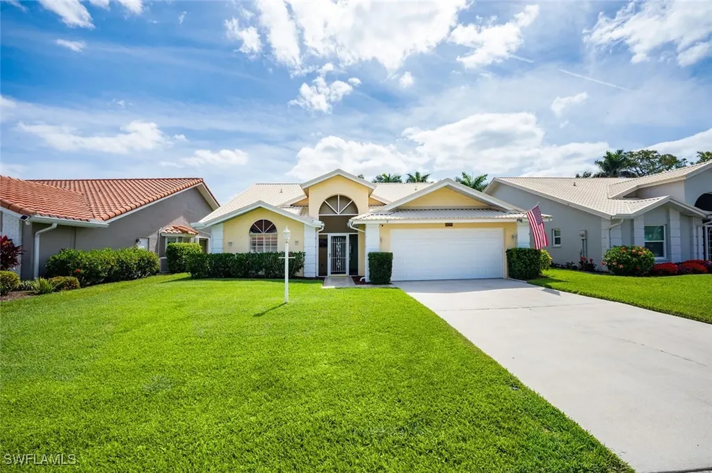 Naples FL, 522 Countryside Drive