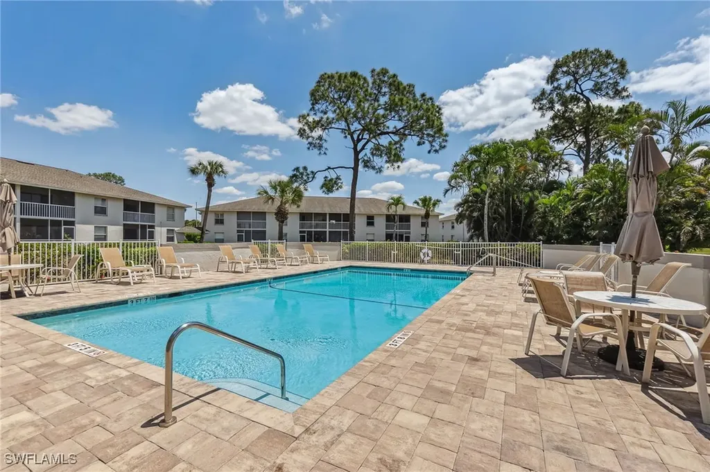 1350 Churchill Circle Naples FL 34116