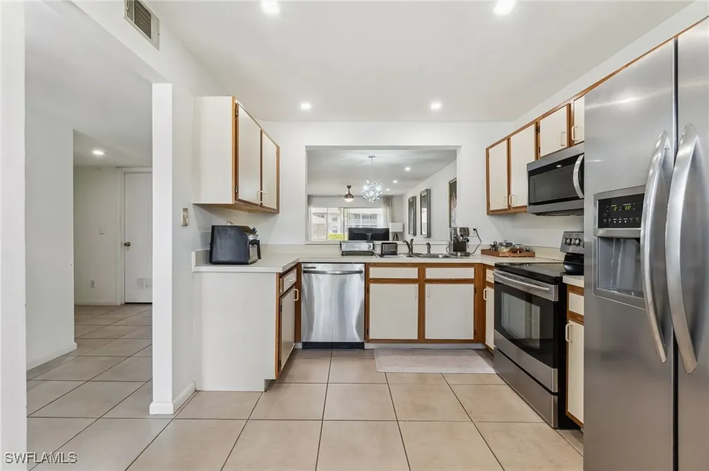 1350 Churchill Circle Naples FL 34116