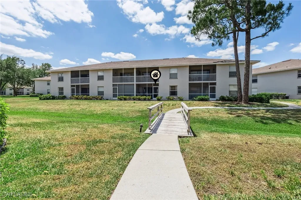 1350 Churchill Circle Naples FL 34116