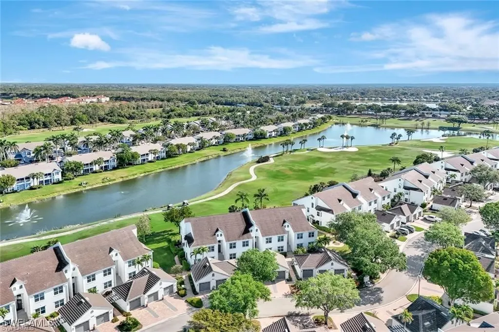 Naples FL, 5948 Sand Wedge Lane, Unit 902