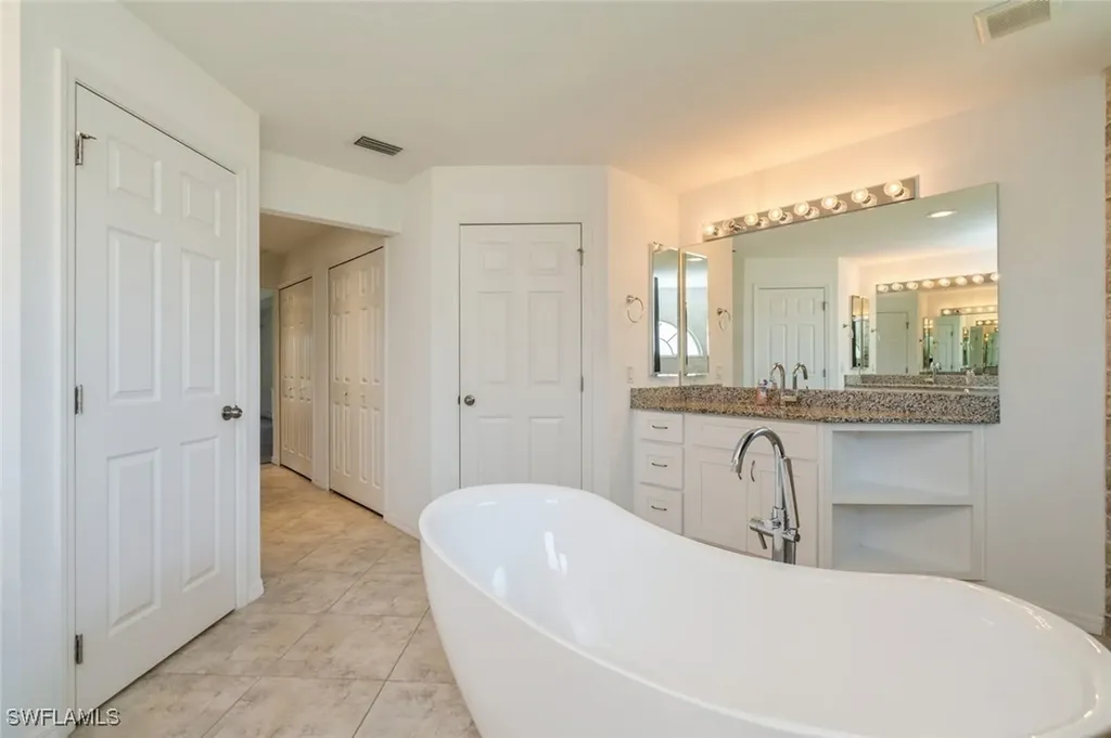 1921 SE 12th Street Cape Coral FL 33990