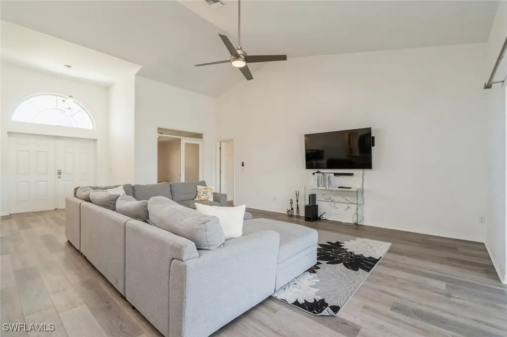 1921 SE 12th Street Cape Coral FL 33990