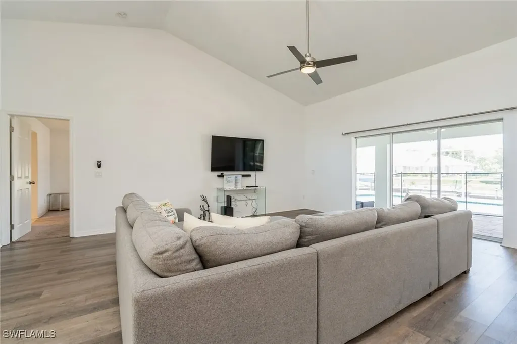 1921 SE 12th Street Cape Coral FL 33990