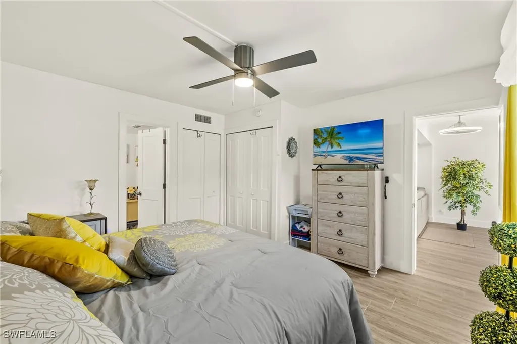 1417 Chesapeake Avenue Naples FL 34102