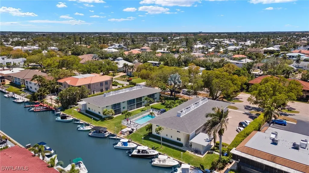 1417 Chesapeake Avenue Naples FL 34102
