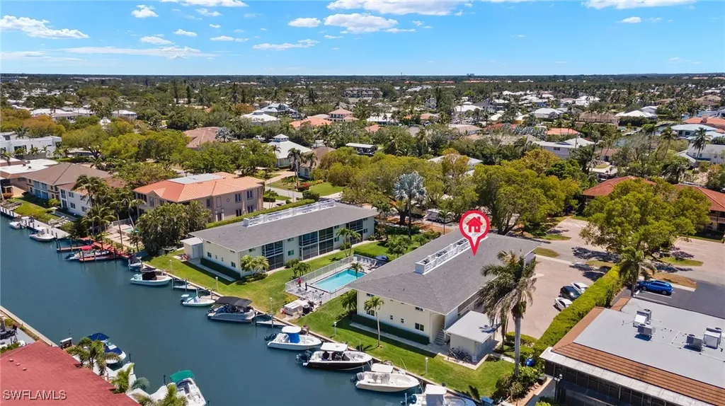 1417 Chesapeake Avenue Naples FL 34102