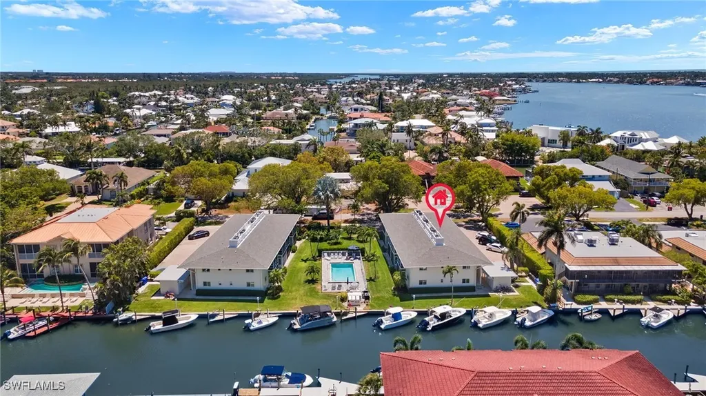 1417 Chesapeake Avenue Naples FL 34102