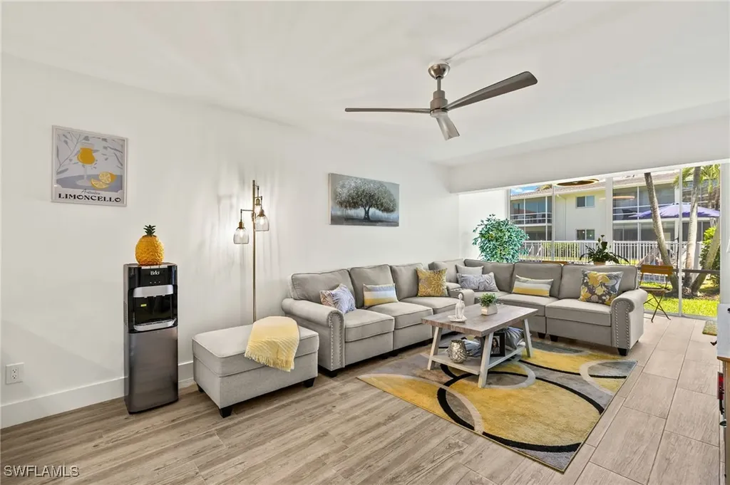 1417 Chesapeake Avenue Naples FL 34102