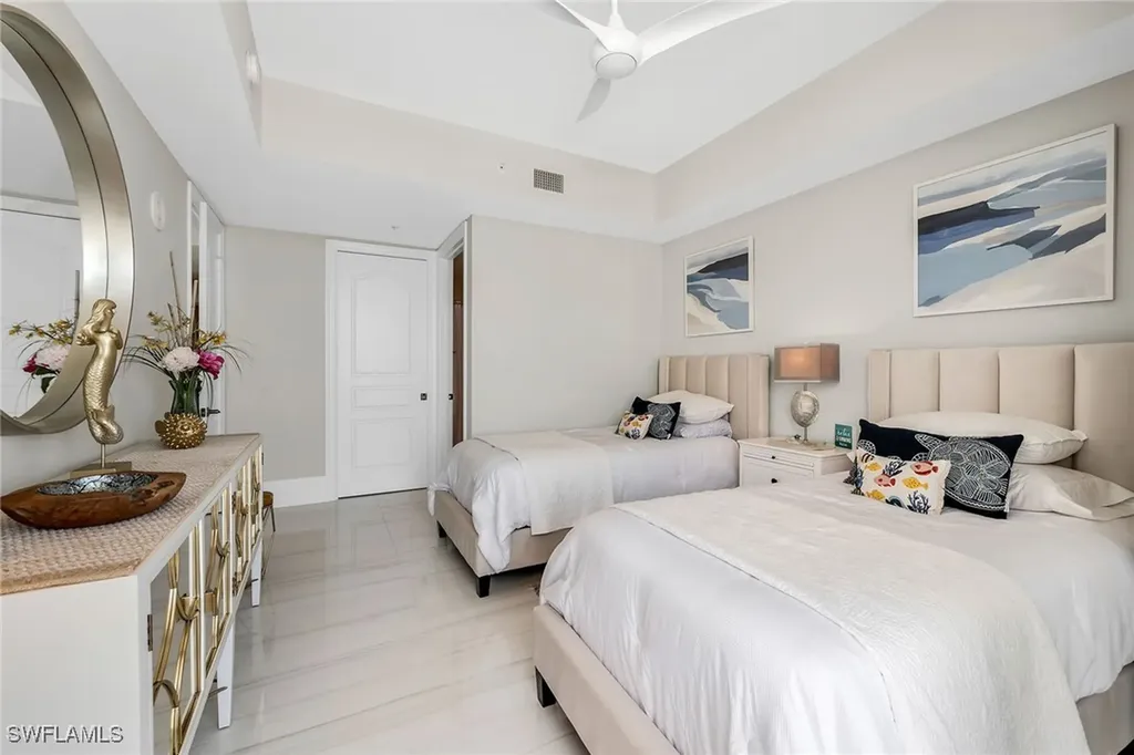 700 La Peninsula Boulevard Naples FL 34113